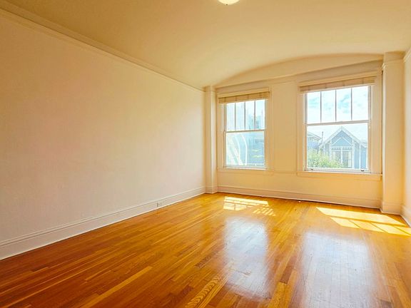 5th image of 2380 California St APT 202