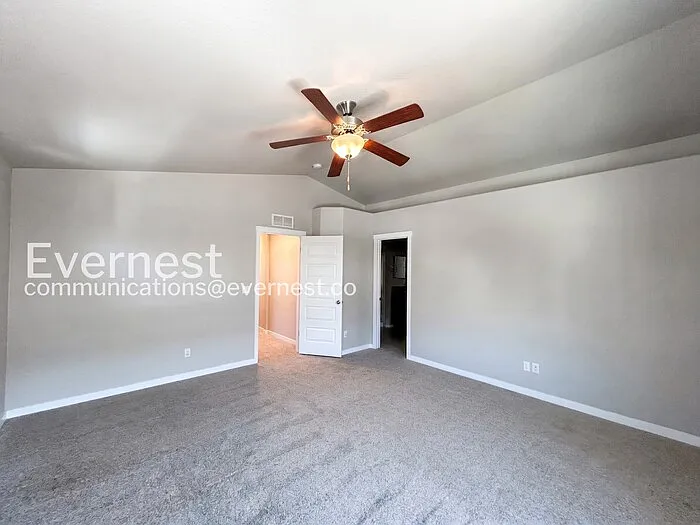 2405 Falkirk Dr — Photo 15