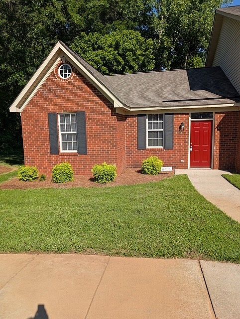 2nd image of 1868 Arbors Dr #A