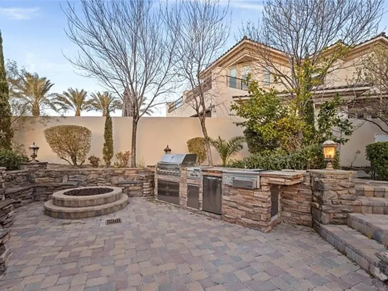 777 Clove Ct — Photo 5