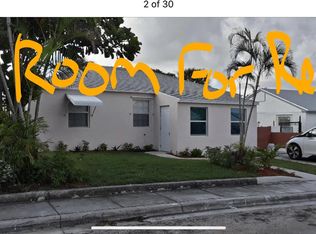 825 W 3rd St, Riviera Beach, FL 33404