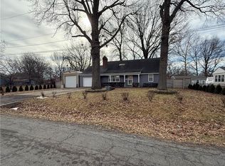 10901 E 66th St, Raytown, MO 64133