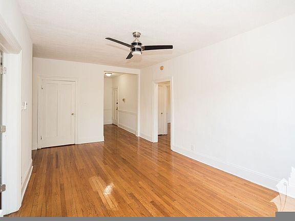5th image of 629 W Stratford Pl #G