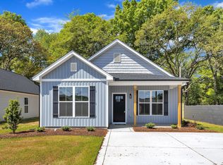 621 Ray St, Selma, NC 27576