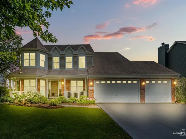 39W511 S Hyde Park, Geneva, IL 60134