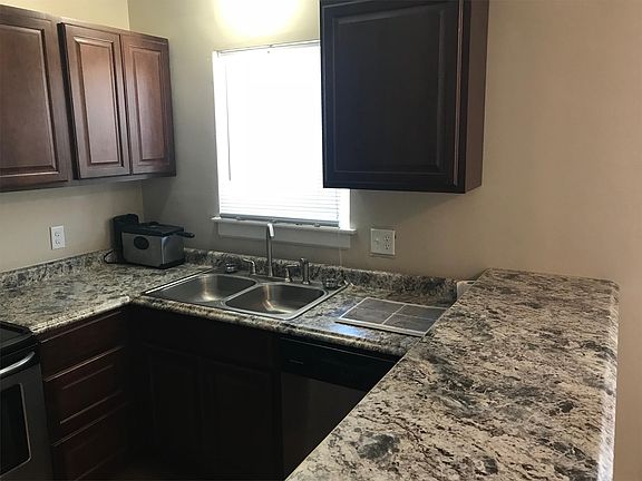 2nd image of 1734 Broadway St APT 2C