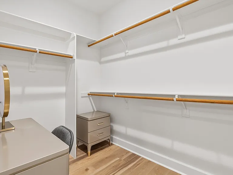 21217 Rockview Ter — Photo 37