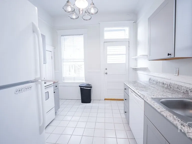 816 Drayton St #2B — Photo 11