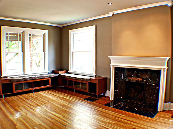 5th image of 166 Northmoor Pl