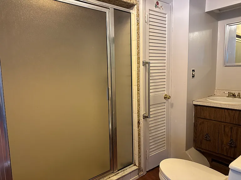 395 Plymouth St — Photo 10
