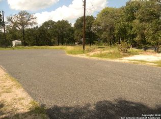 4707 Big Fls, Elmendorf, TX 78112