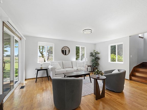 4th image of 33626 Paiute Ln