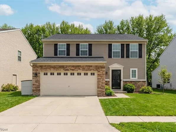 8743 Ashton Pl, North Ridgeville, OH 44039
