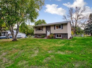 3816 Keri Ann Ln, White Bear Lake, MN 55110