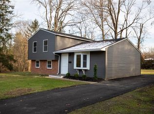 705 E College St, Oberlin, OH 44074