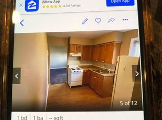 815 4th Ave APT 4, Essington, PA 19029