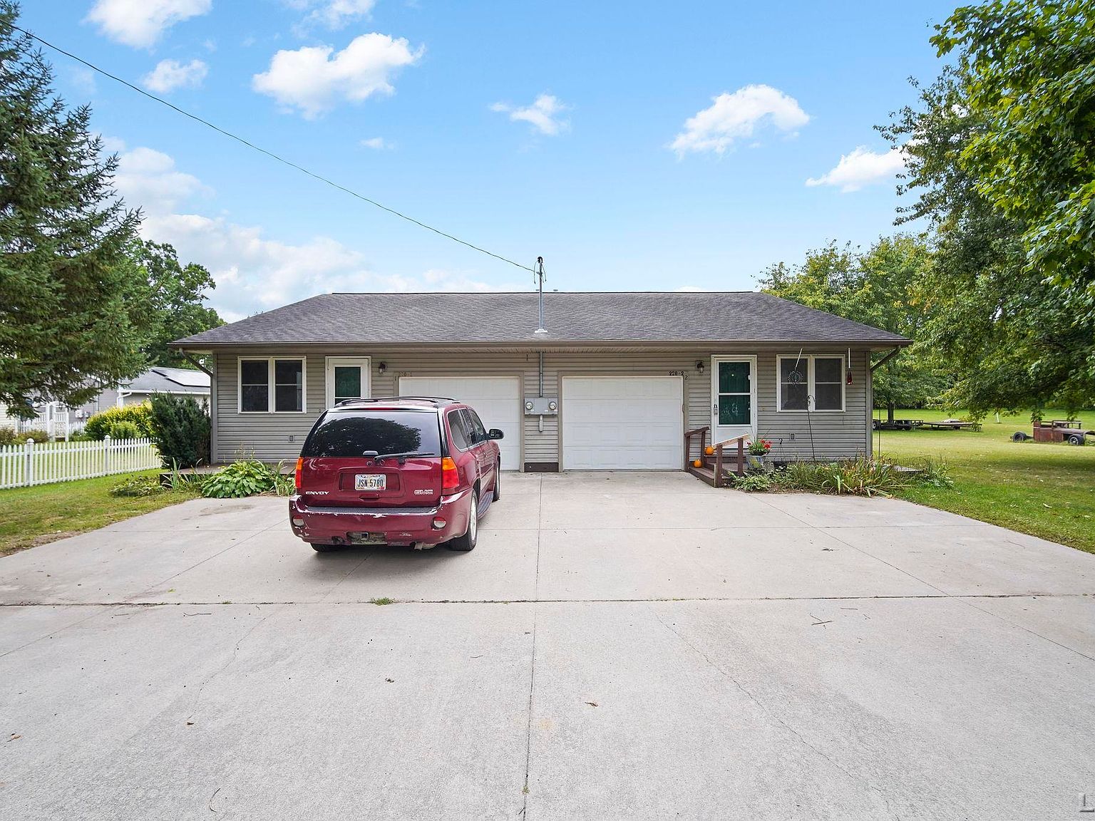 220 Elm St, Morenci, MI 49256 | Zillow
