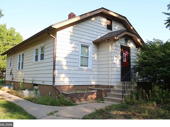 4th image of 1023 7th Ave S