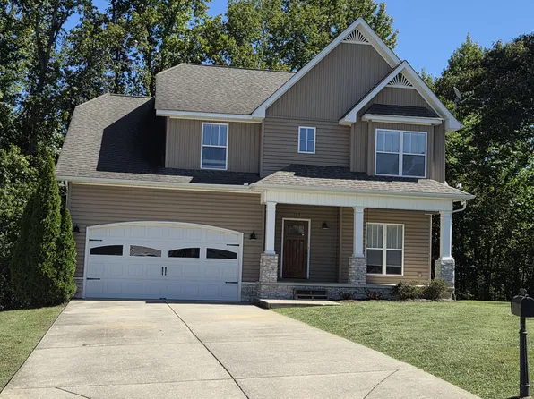 145 Phillips Bend Ct, Cookeville, TN 38506