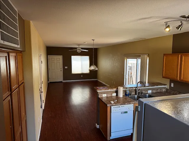 725 Orrcrest Dr — Photo 8
