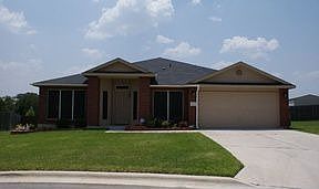 1st image of 422 W Iowa Dr