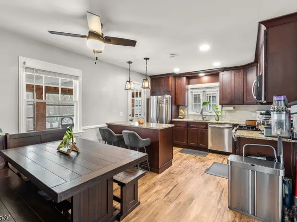 128 E Roselle Avenue, Roselle Park Boro, NJ 07204