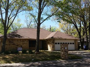 1405 Shady Ln, Decatur, TX 76234