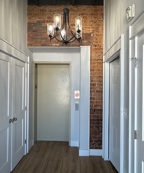 100 W Union St #300 — Photo 1