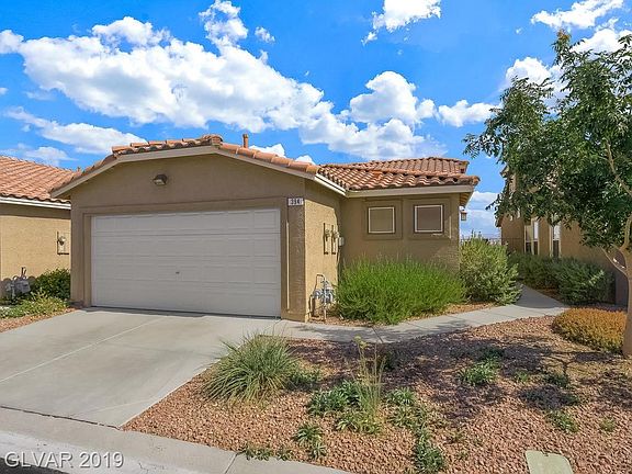 2nd image of 394 Rosado Springs St #18