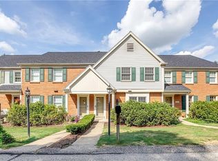 416 Hickory Ct, Pittsburgh, PA