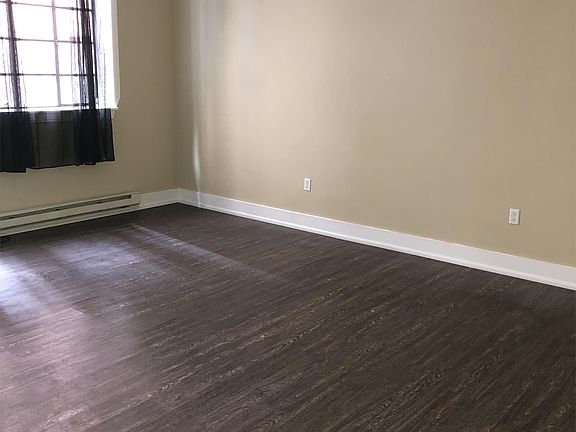 Living Room/Living Area