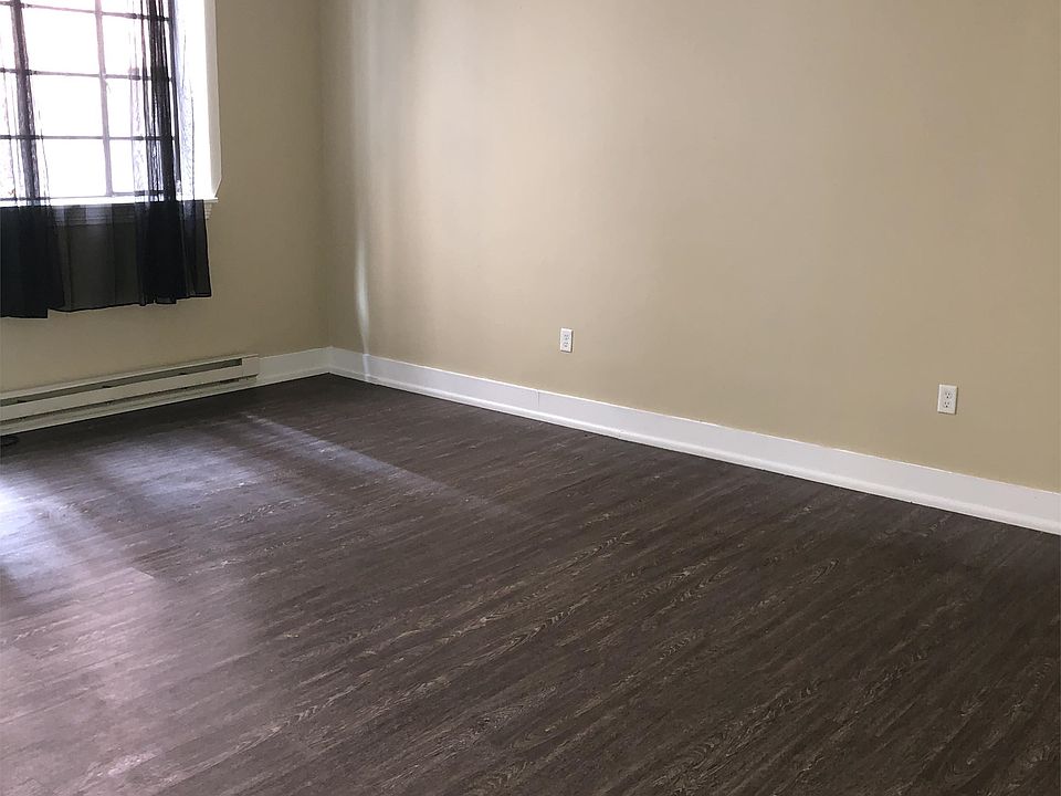 Living Room/Living Area
