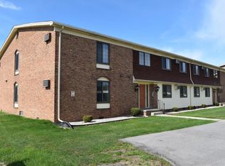 1900 River Rd APT H3, Marysville, MI 48040