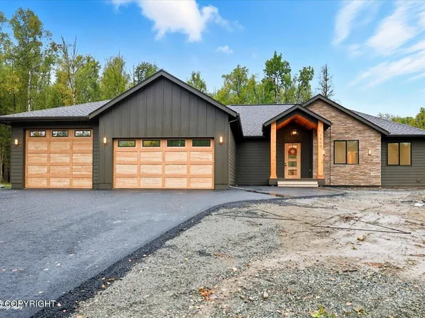 1869 W Cashatt Ave, Wasilla, AK 99654
