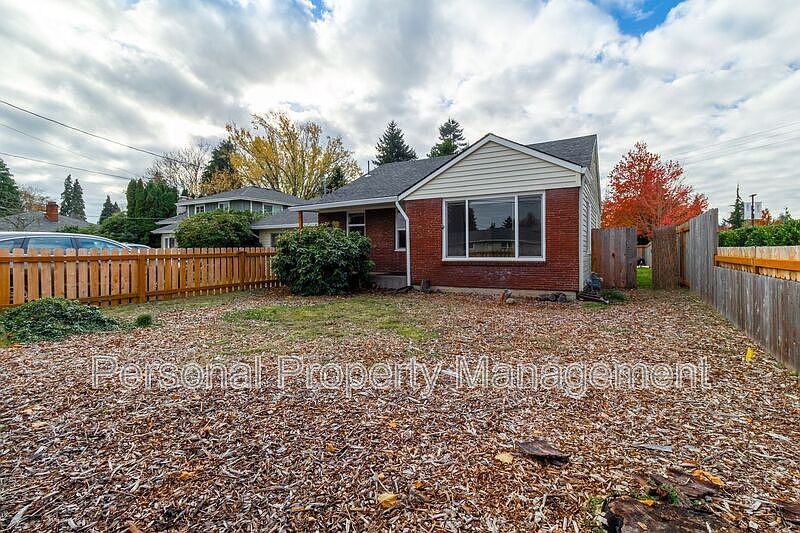 1st image of 8006 NW 9th Ave