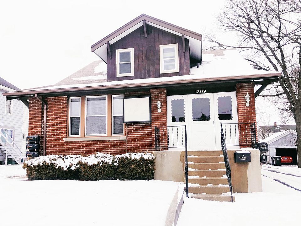 1st image of 1309 Park St Ste A