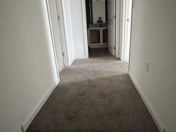 5th image of 37 Privet Dr #37