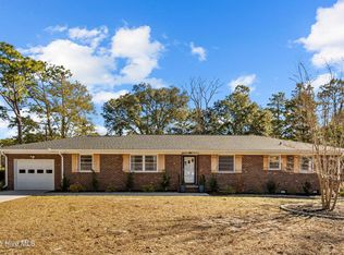 21 S Cardinal Dr, Wilmington, NC 28403