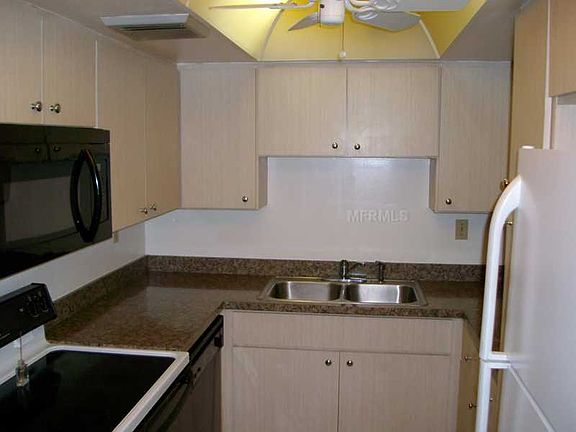 4th image of 21300 Brinson Ave APT 105