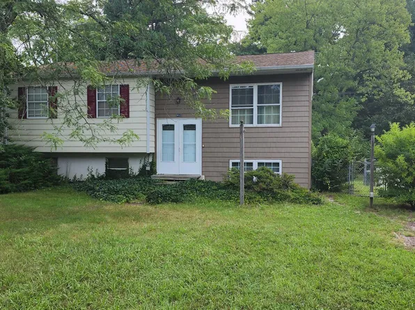 492 E Atlantic Ave, Atco, NJ 08004