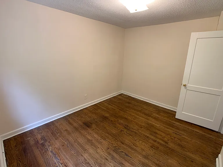 1691 Valley Ave — Photo 22