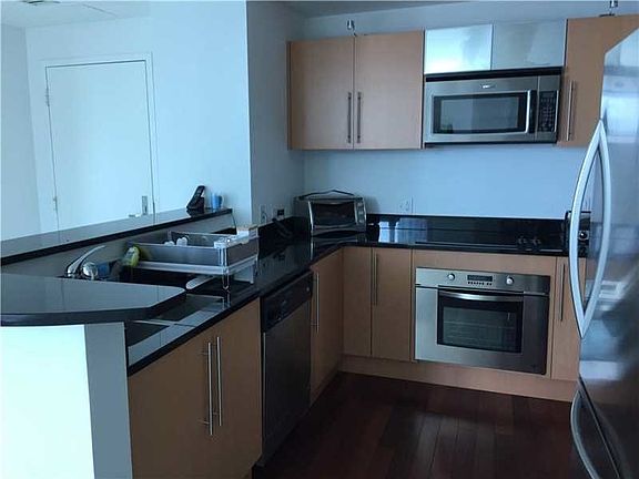 5th image of 300 S Biscayne Blvd APT 1608
