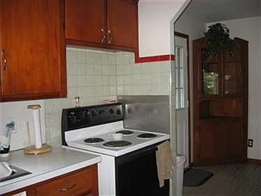 2nd image of 3203 Grantwood Dr