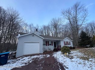 2035 Minqua Trl, Tobyhanna, PA
