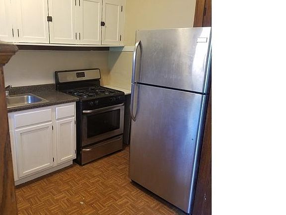2nd image of 4502 W Wellington Ave
