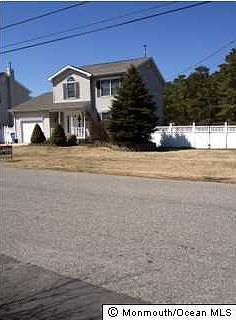 2nd image of 709 Montgomery Ave