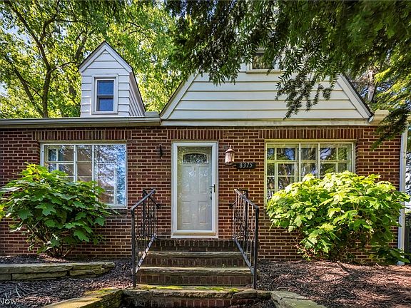 2nd image of 8375 Nowlen St