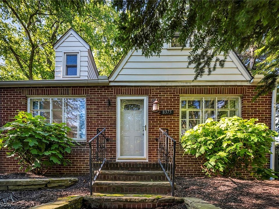 1st image of 8375 Nowlen St