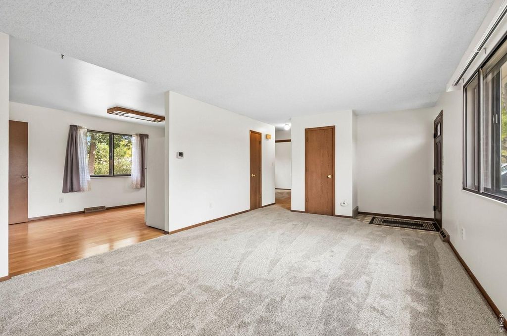 754 S Dotsero Dr