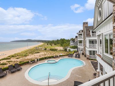 5707 S Lake St #5-B, Glen Arbor, MI, 49636